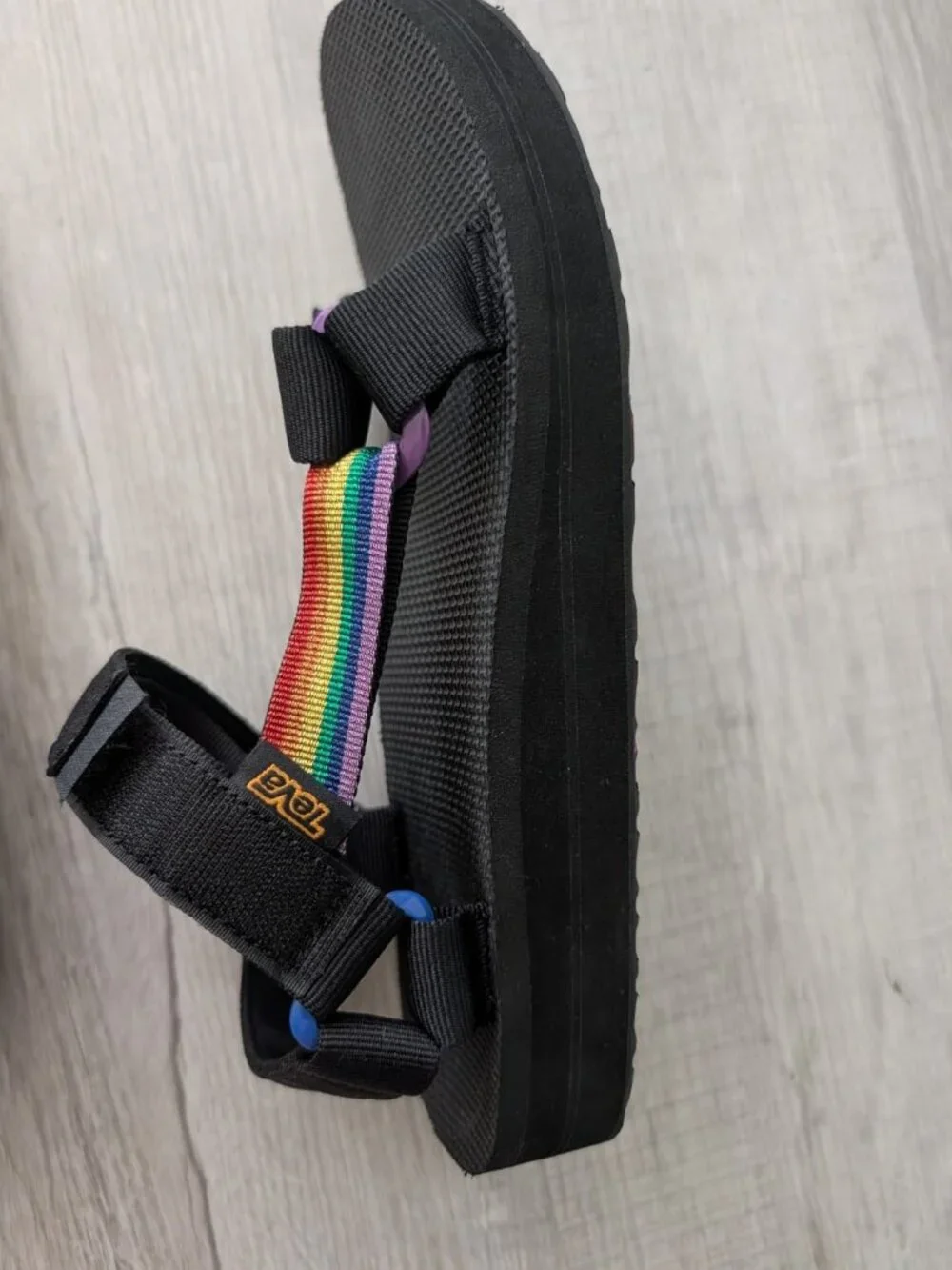 Teva Midform Pride Rainbow Men’s Size 10 Black Hiking Trail Sandals EU 43